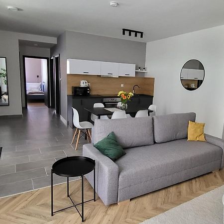 Dotis Apartman 터터 외부 사진