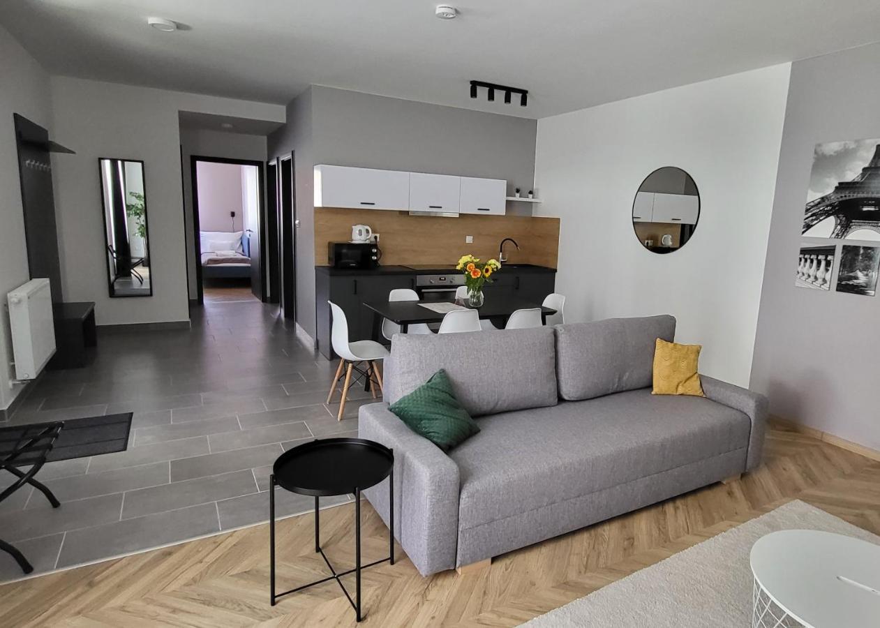 Dotis Apartman 터터 외부 사진